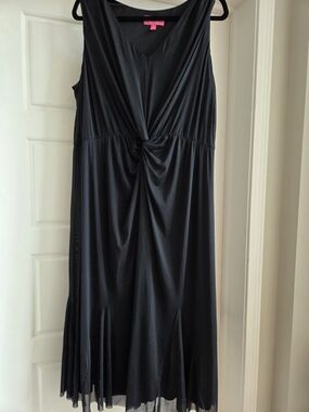 Isaac Mizrahi Black Sleeveless Twist-Front‎ Midi Dress